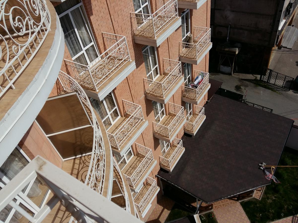 Hotel Acra Sukhumi Exterior foto
